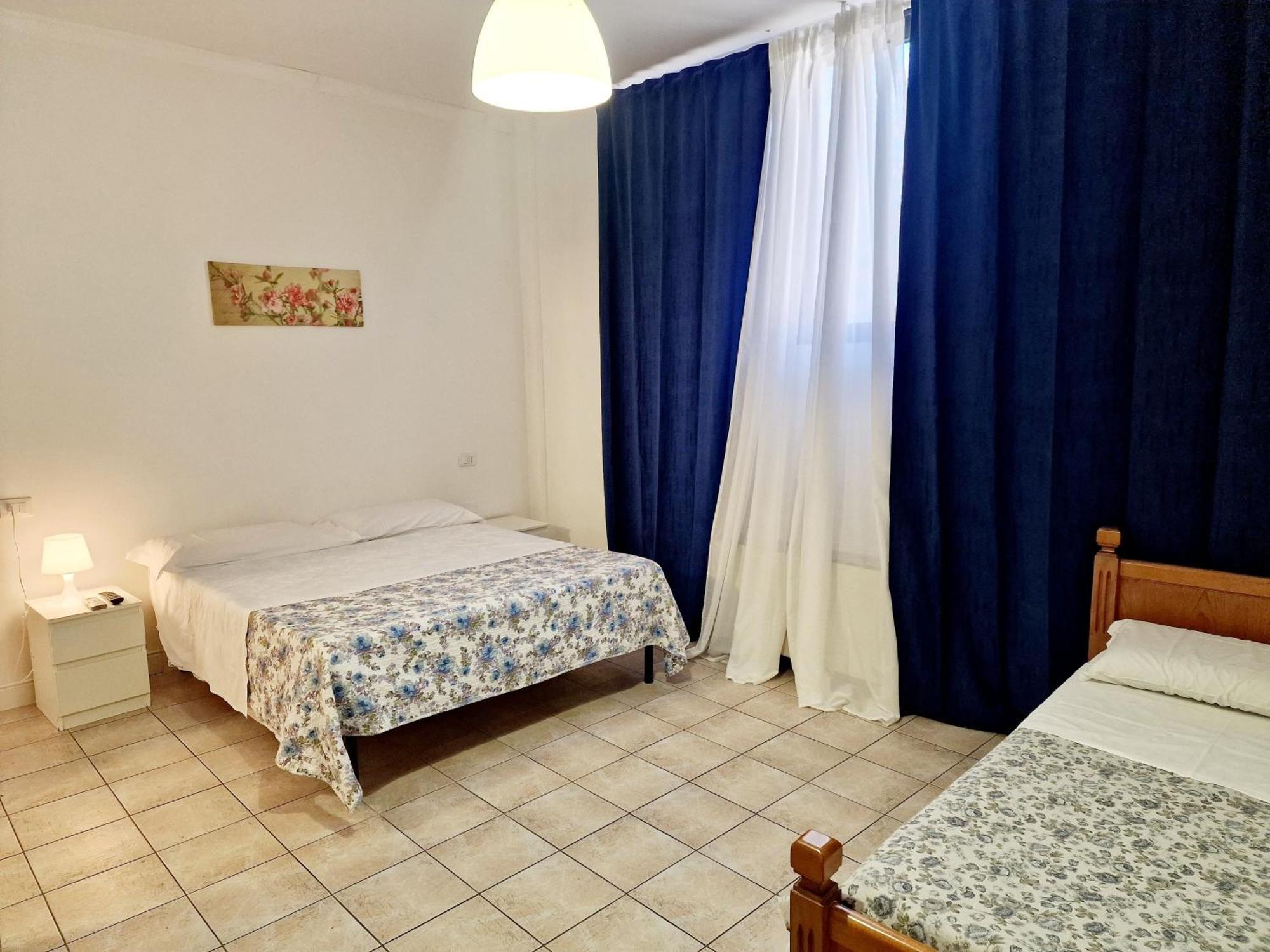 Hotel Firenze 2000 Eksteriør billede