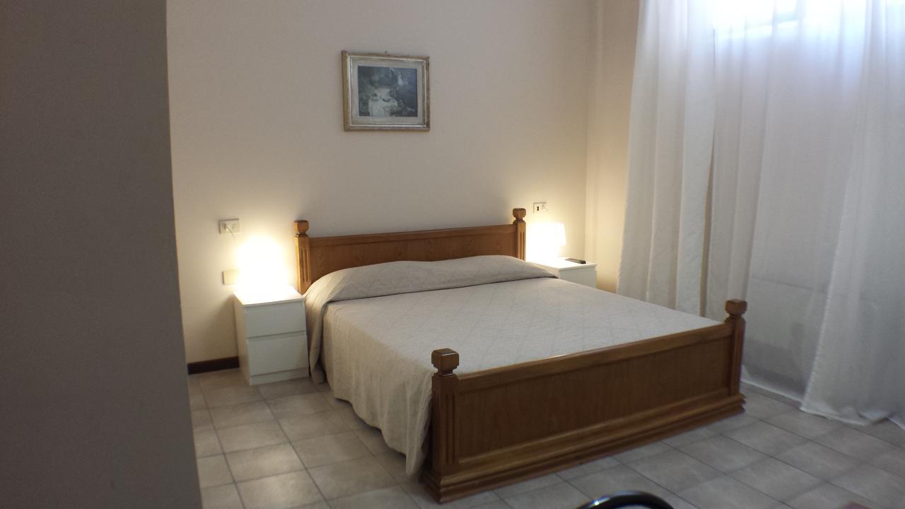 Hotel Firenze 2000 Eksteriør billede